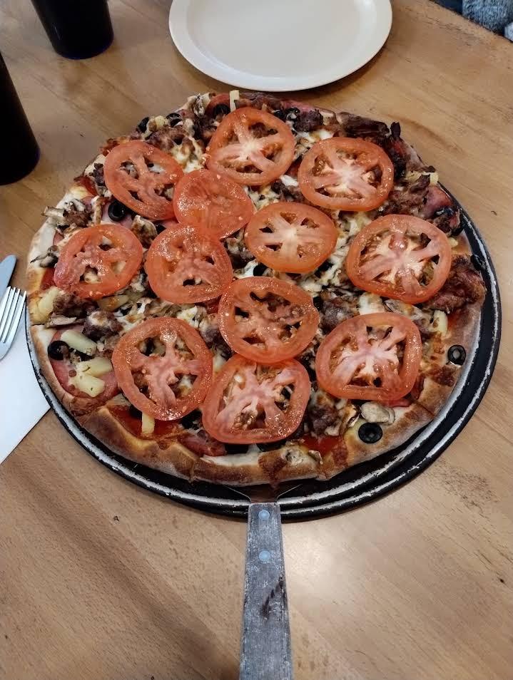 Giovanni's Mountain Pizza